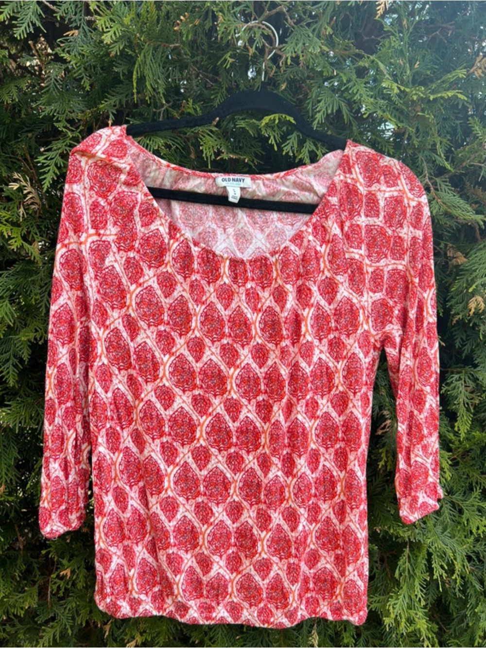 Old Navy Red and White Printed Scoop-Neck Top